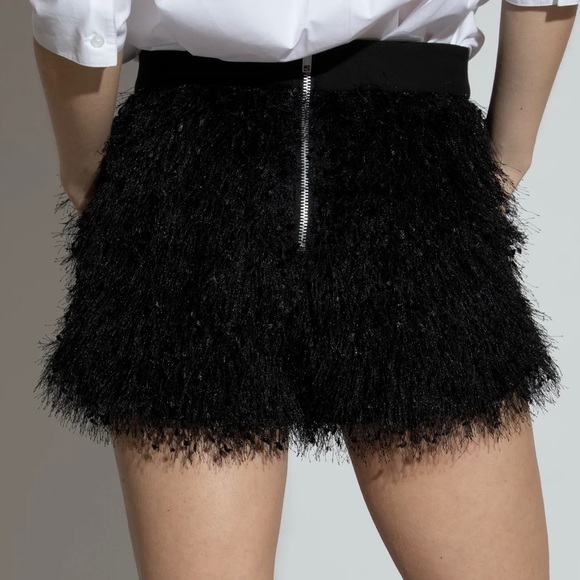 Brand New- Saint Art Feather Set🖤✨ - Picture 13 of 16